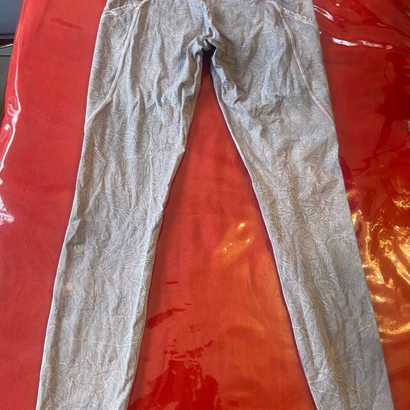 Lululemon Fast and Free High Rise tight 25” Ice Dye - Picture 2 of 4